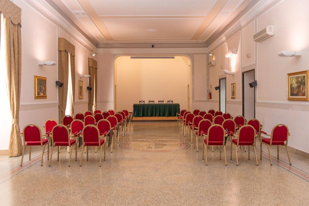 San Paolo Al Convento Trani Exterior foto
